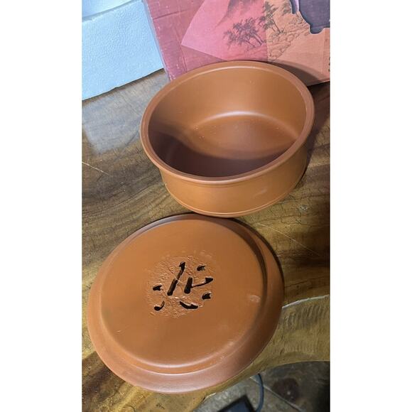 ASIAN SERVING SET Clay Stoneware Rice Warmer Sauce Bowl Lid Saucer 6 Mini Cups & - Picture 4 of 10